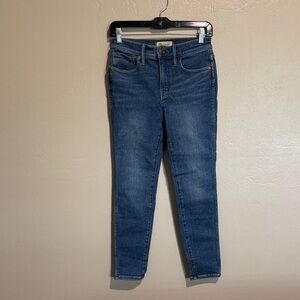 Madewell, 10 inch high-rise skinny jean size 26p